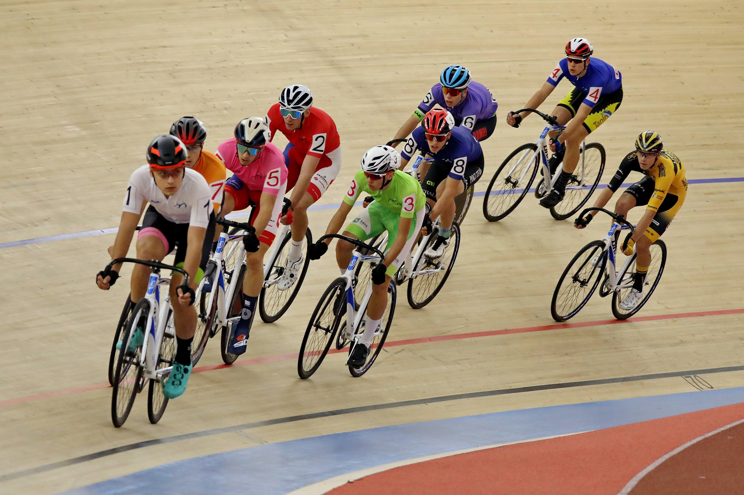 Božično - novoletni kriterij na velodromu