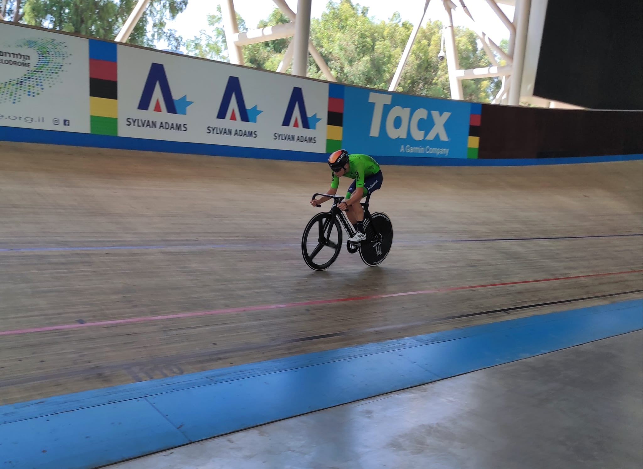 Žak Eržen na SP na velodromu enajsti v kriteriju